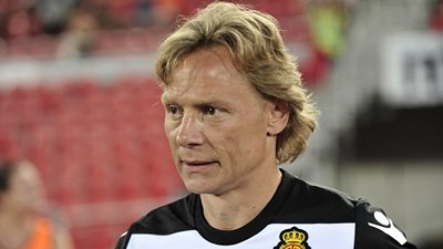 Валерий Карпин