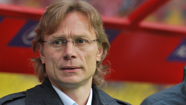 Валерий Карпин