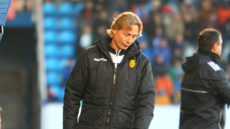 Валерий Карпин