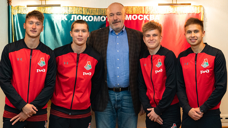 «Локо» продлил контракты с игроками