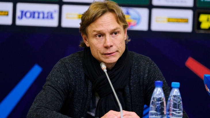 Валерий Карпин