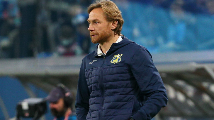 Валерий Карпин