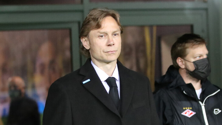 Валерий Карпин