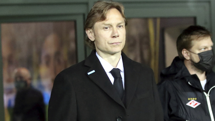 Валерий Карпин