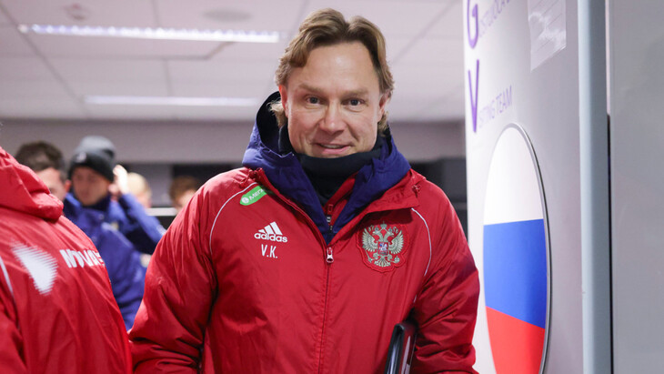 Валерий Карпин