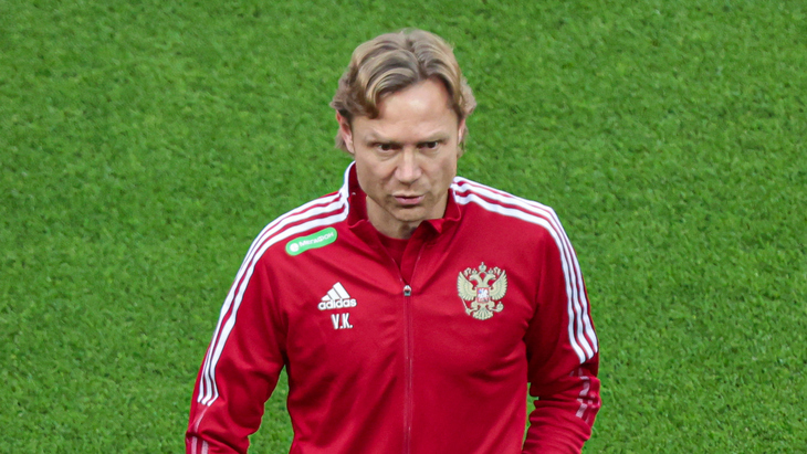 Валерий Карпин