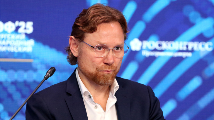 Валерий Карпин