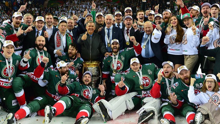 «Ак Барс» выиграл Кубок Гагарина, СКА продлил Дацюка, Знарок может возглавить ЦСКА