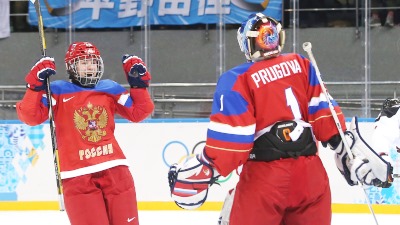 Российские хоккеистки — в четвертьфинале Олимпиады